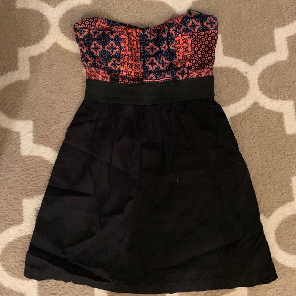 Strapless dress